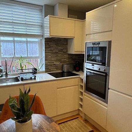 Central Apartment Londra Dış mekan fotoğraf