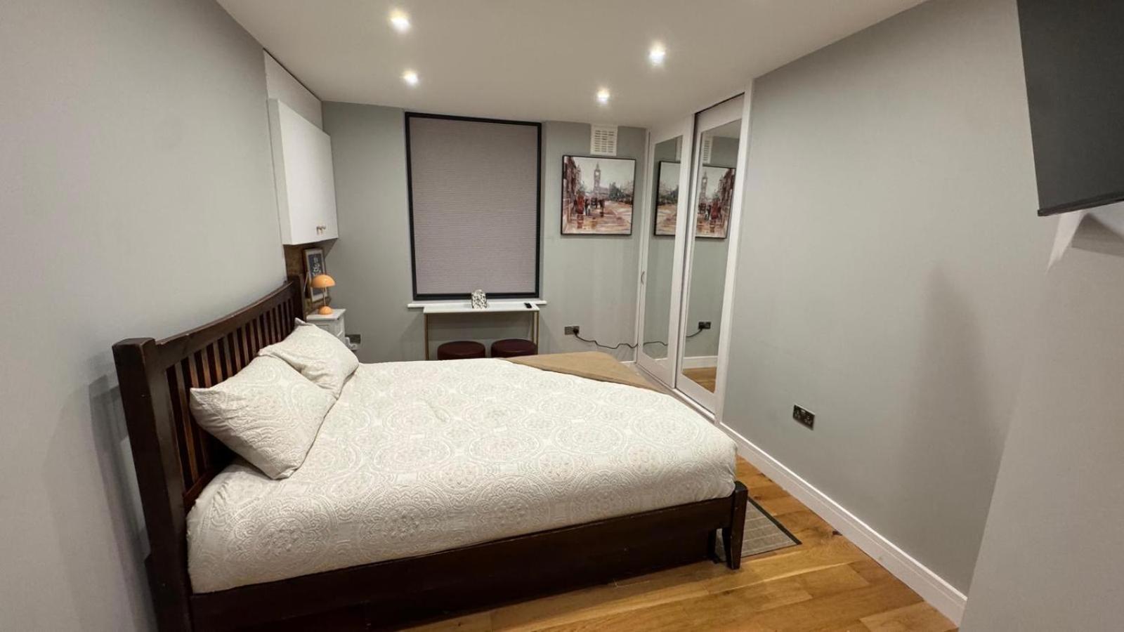 Central Apartment Londra Dış mekan fotoğraf